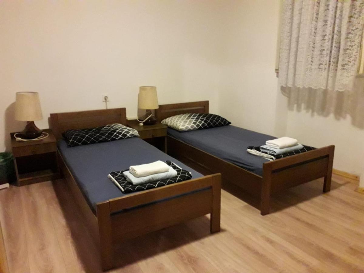 Hostel Flora Mali Lošinj Rum bild