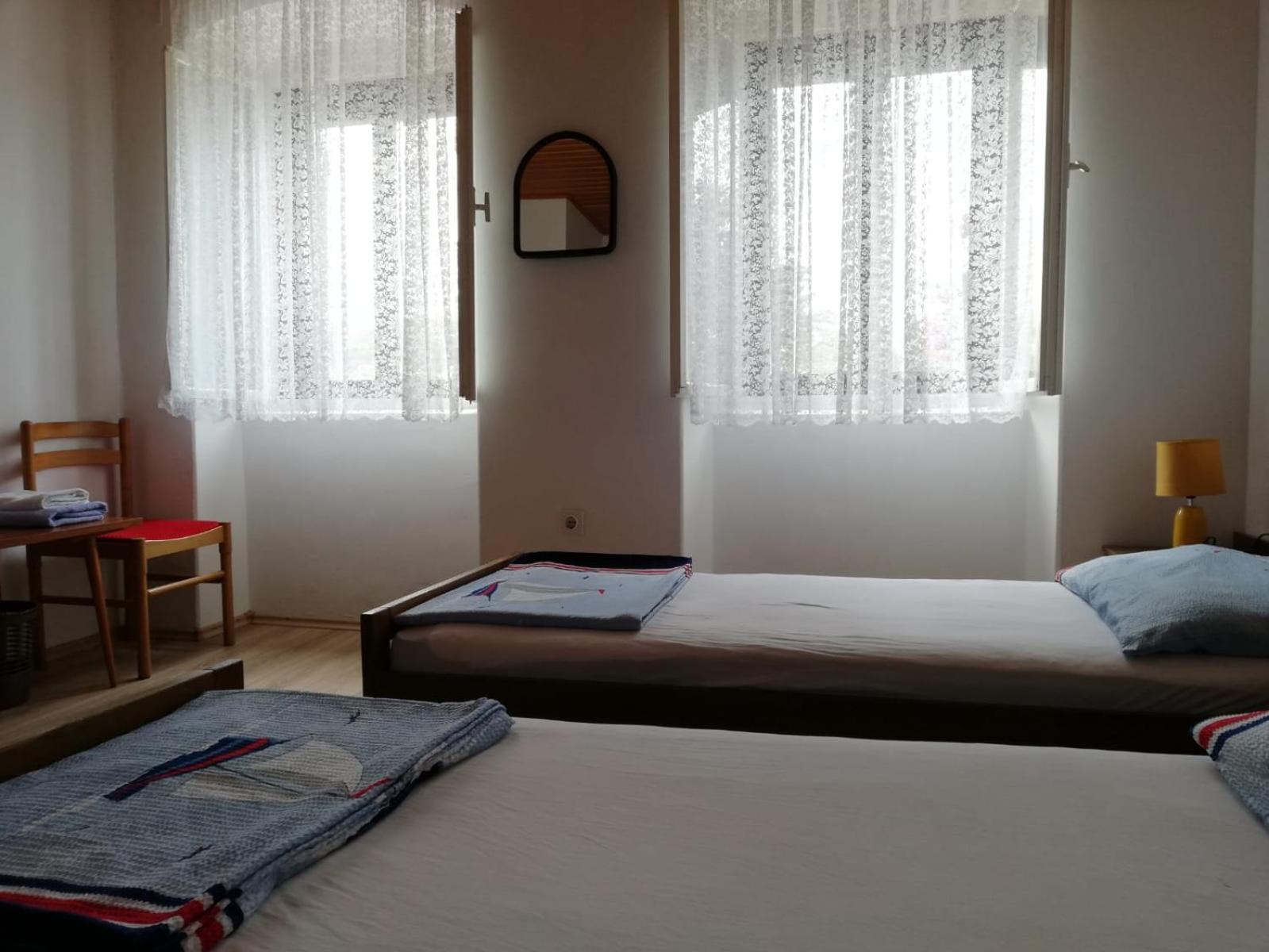 Hostel Flora Mali Lošinj Rum bild