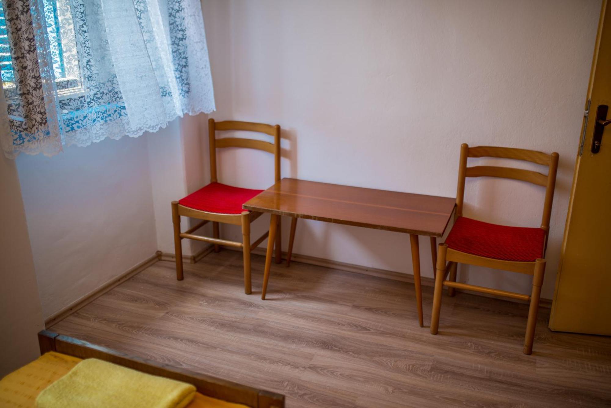 Hostel Flora Mali Lošinj Rum bild